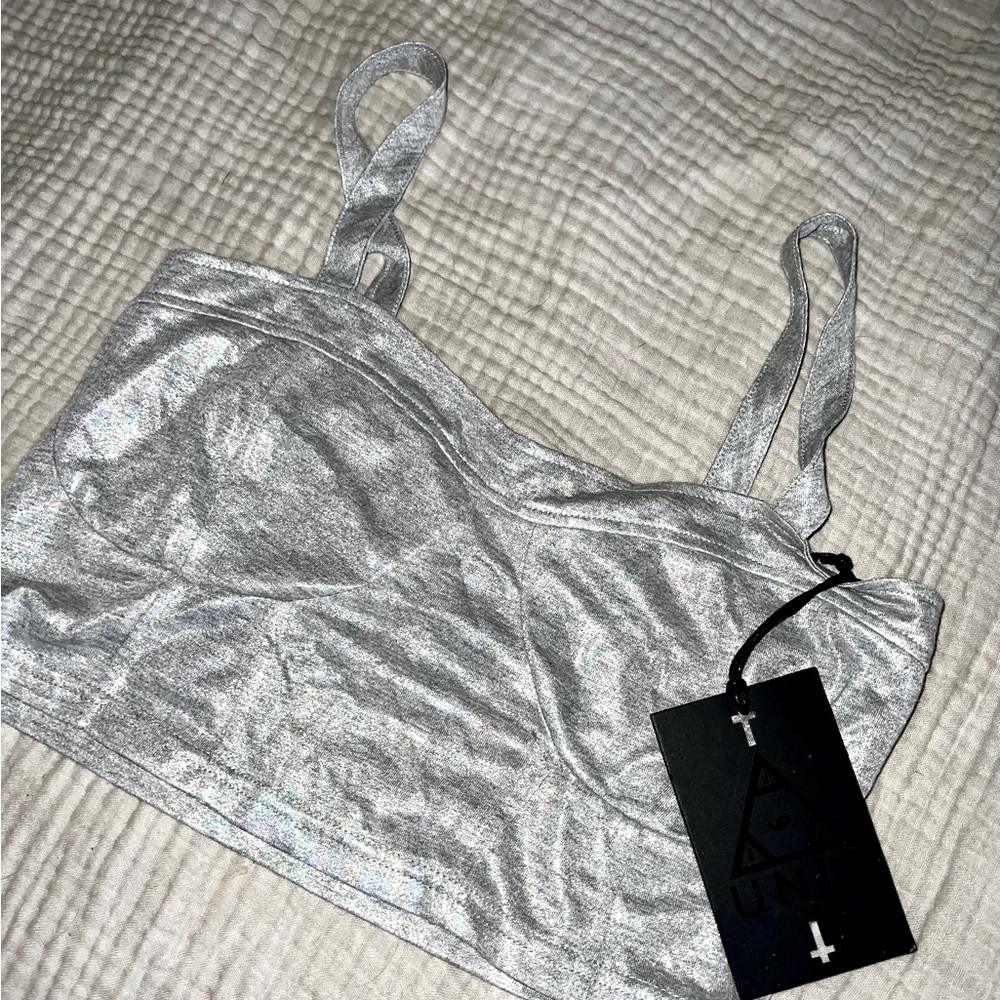 UNIF crop Tank 
New with tag Size Large